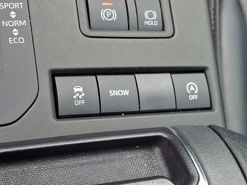 Used 2022 Toyota Highlander XSE FWD image 27