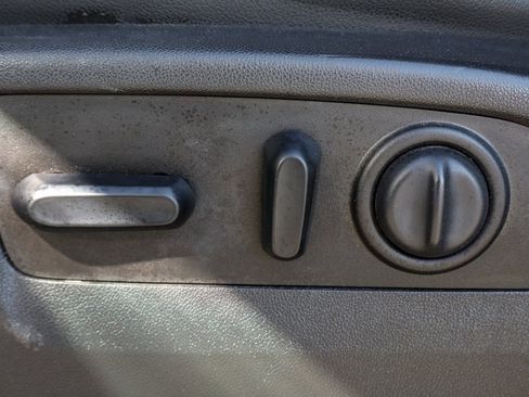 Used 2019 Chevrolet Silverado 1500 LTZ w/ LTZ Plus Package image 18