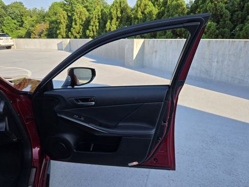 Used 2025 Lexus IS 350 F Sport w/ Navigation Package RWD image 28