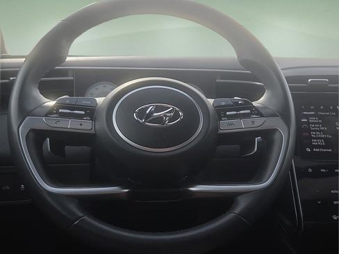 Used 2023 Hyundai Santa Cruz SEL Premium image 25