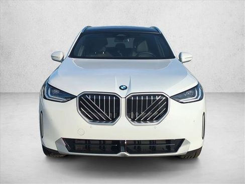 Certified 2025 BMW X3 xDrive30i w/ Convenience Package AWD/4WD image 2