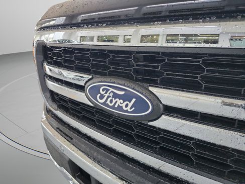 New 2025 Ford F150 Lariat w/ Equipment Group 501A Mid AWD/4WD image 27