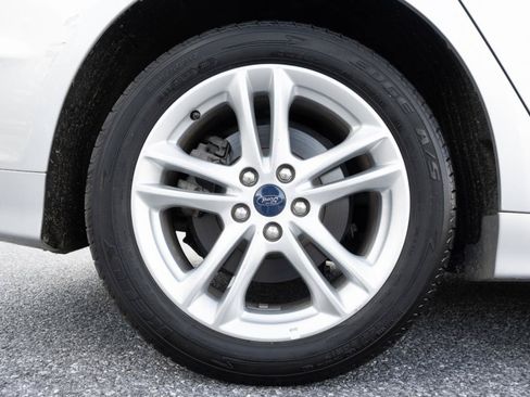 Used 2018 Ford Fusion S FWD image 38