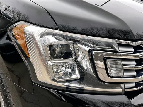 Used 2018 Ford Expedition Limited image 25