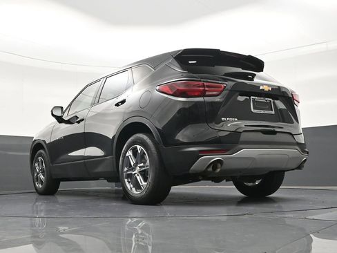 Used 2023 Chevrolet Blazer LT FWD image 26