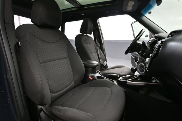 Used 2014 Kia Soul ! w/ Sun & Sound Package FWD image 37
