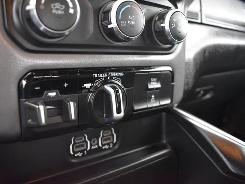 Used 2022 RAM 1500 Big Horn w/ Trailer Tow Group AWD/4WD image 11