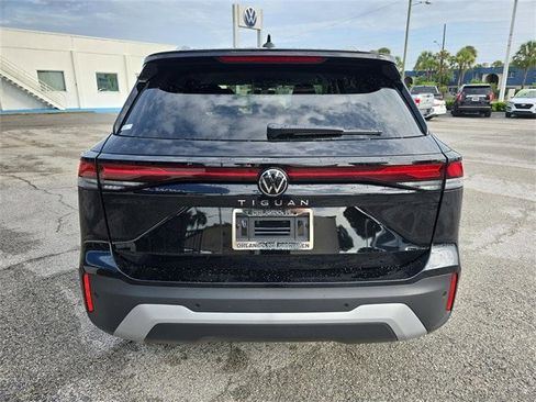 New 2025 Volkswagen Tiguan S image 4