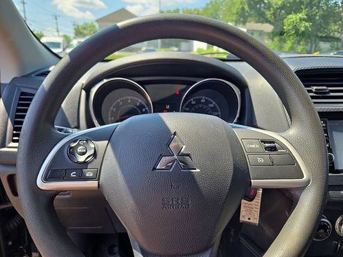 Used 2023 Mitsubishi Outlander Sport AWD image 20