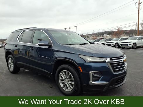Used 2023 Chevrolet Traverse LT AWD/4WD image 8