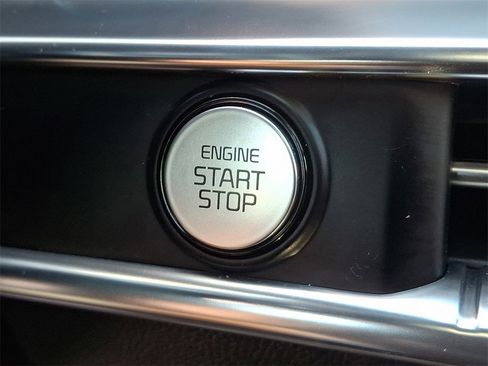 Used 2023 Kia K5 GT image 27