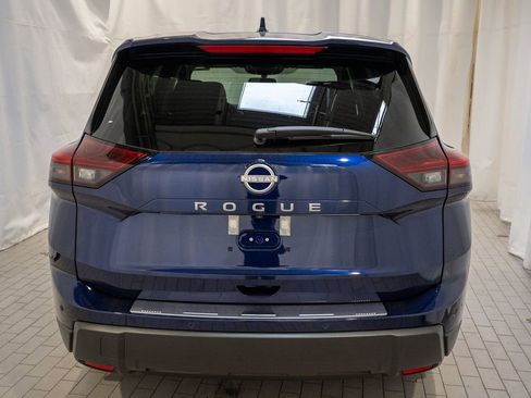New 2026 Nissan Rogue SV image 5