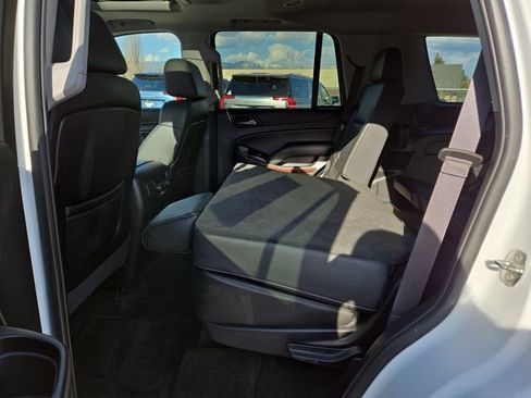 Used 2016 GMC Yukon SLT w/ Open Road Package AWD/4WD image 33