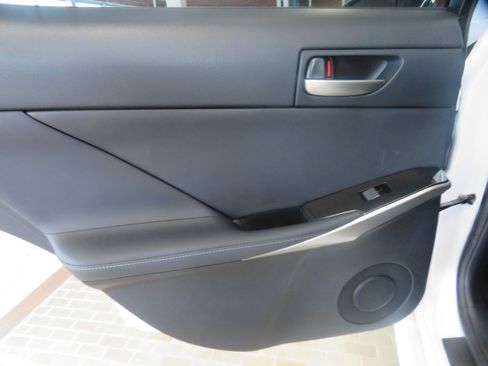 Used 2018 Lexus IS 300 w/ Accessory Package 2 RWD image 17