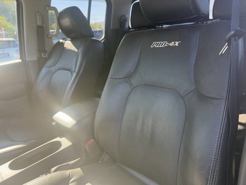 Used 2018 Nissan Frontier PRO-4X w/ Pro-4x Luxury Package image 27
