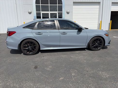 Used 2022 Honda Civic Sport image 8