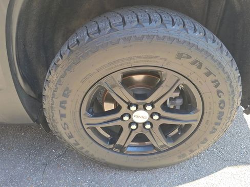 Used 2021 GMC Acadia AT4 w/ LPO, Floor Liner Package image 33