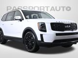 Used 2022 Kia Telluride EX w/ EX Premium Package image 2
