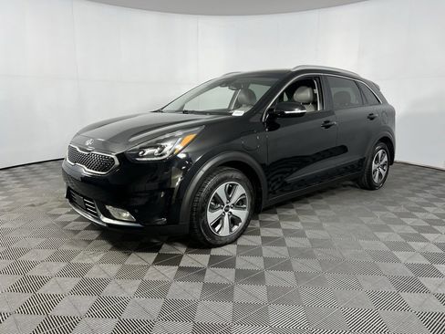 Used 2018 Kia Niro EX Premium image 3