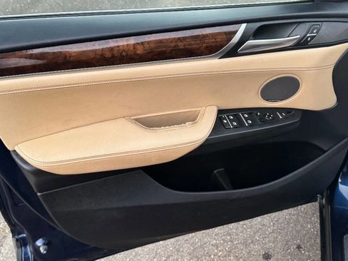 Used 2017 BMW X3 xDrive28i image 13