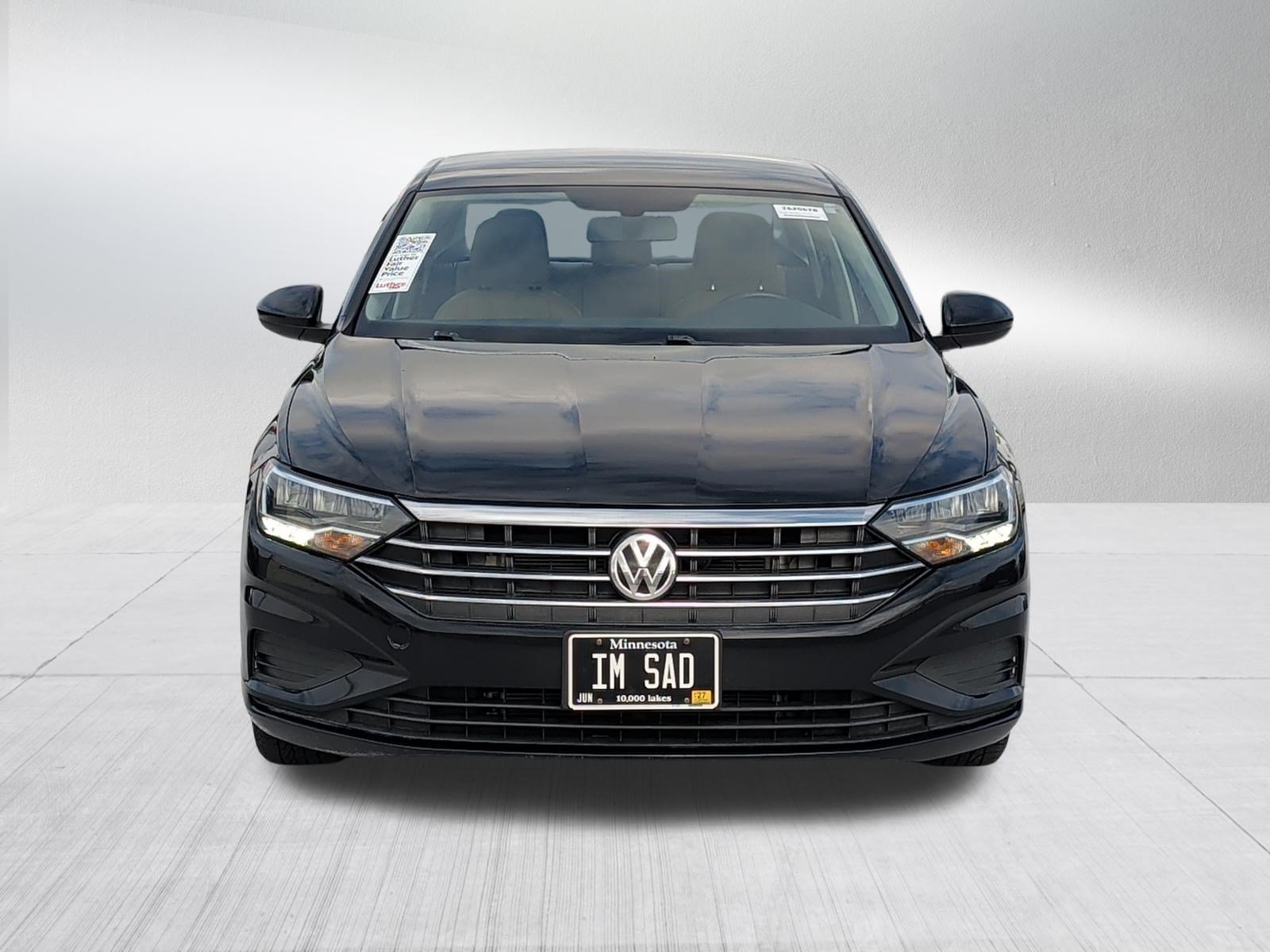Used 2019 Volkswagen Jetta SE FWD image 2