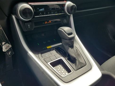 Used 2025 Toyota RAV4 LE image 19