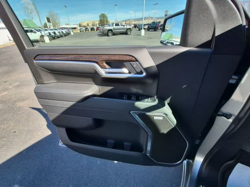 New 2026 GMC Sierra 1500 Elevation image 34