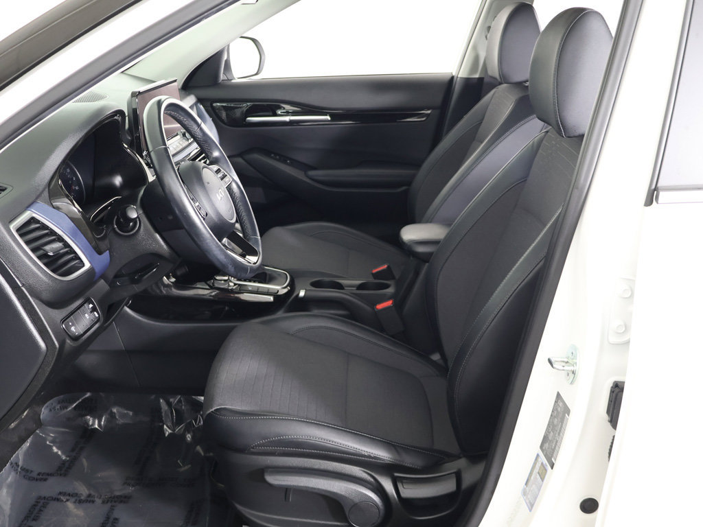 Used 2023 Kia Seltos Nightfall Edition AWD/4WD image 30