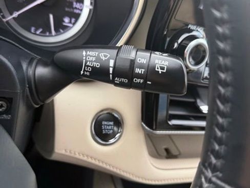 Used 2022 Toyota Highlander Platinum AWD/4WD image 24