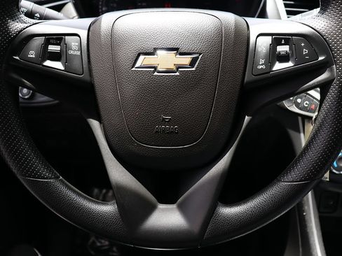 Used 2021 Chevrolet Trax LT AWD/4WD image 53