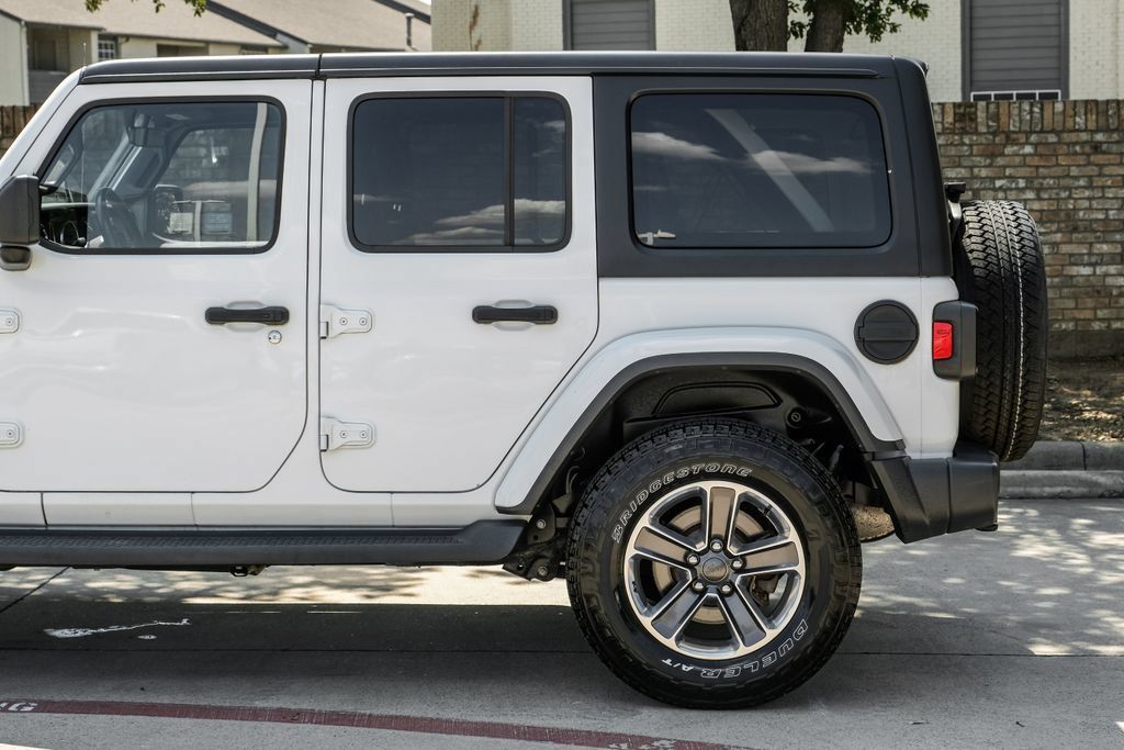 Used 2020 Jeep Wrangler Unlimited Sahara AWD/4WD image 23