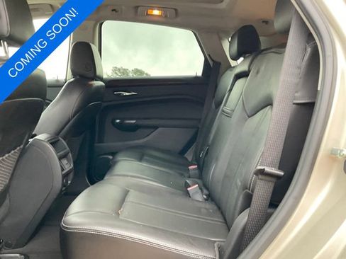 Used 2013 Cadillac SRX Luxury image 3