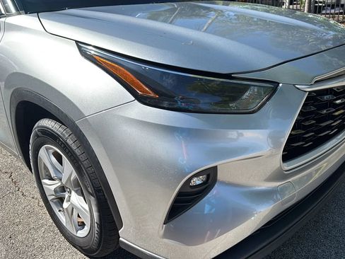 Used 2022 Toyota Highlander LE image 33