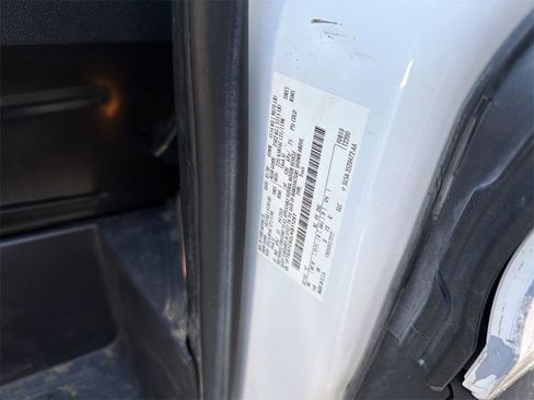 Used 2020 Ford Transit 250 Medium Roof w/ Load Area Protection Package image 6