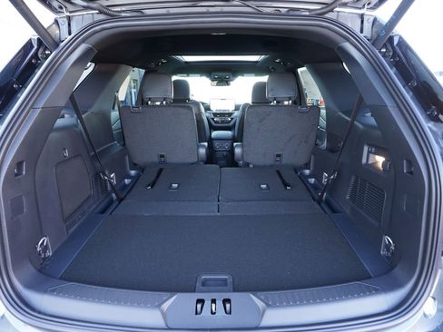 New 2026 Ford Explorer ST-Line w/ ST-Line Street Pack image 19