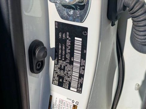 Used 2021 Toyota 4Runner SR5 image 15