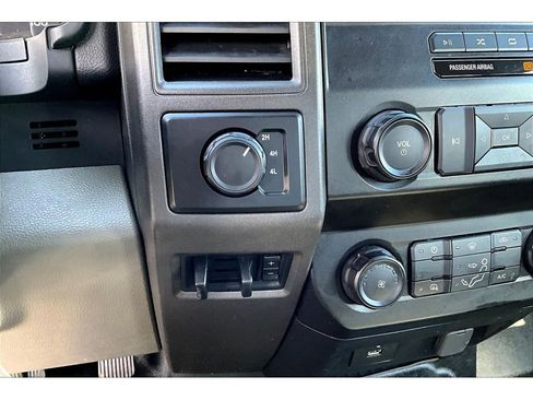 Used 2022 Ford F350 XL w/ Power Equipment Group image 15