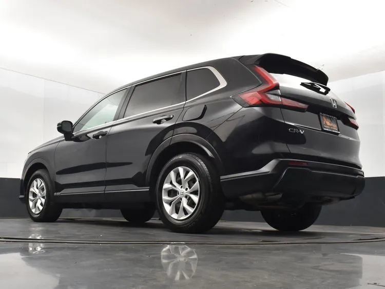 Used 2025 Honda CR-V LX image 9