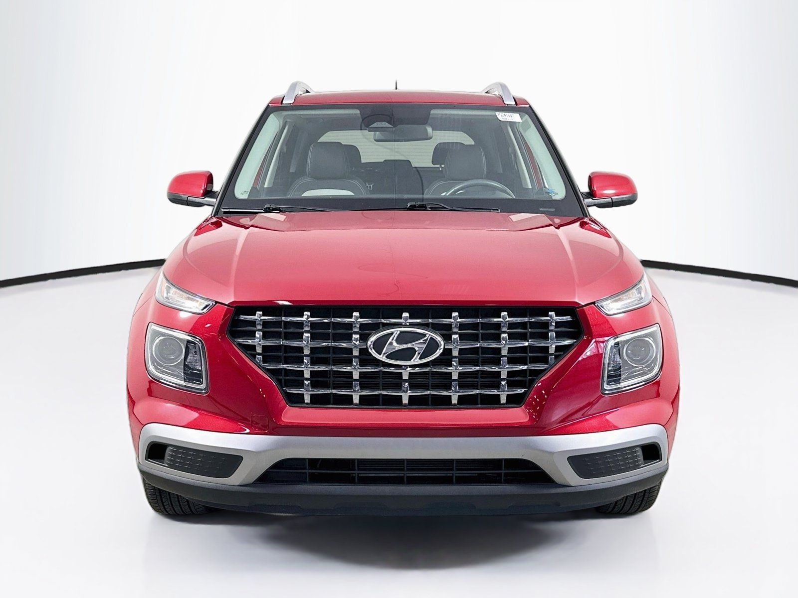 Used 2023 Hyundai Venue SEL FWD image 2