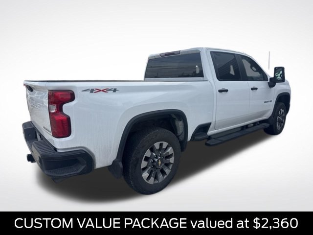 Used 2025 Chevrolet Silverado 2500 Custom w/ Custom Value Package AWD/4WD image 3