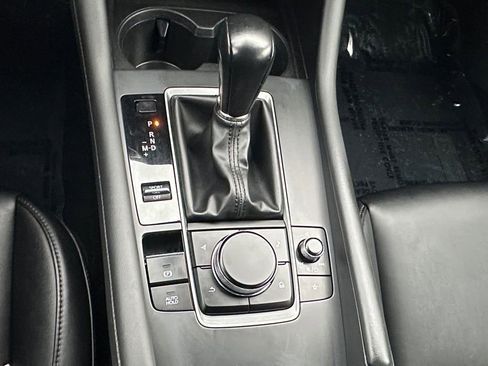 Used 2021 MAZDA MAZDA3 s image 18