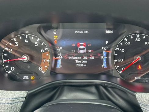 Used 2025 Jeep Compass Latitude w/ Convenience Group image 29