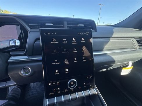 New 2026 GMC Terrain Elevation image 16