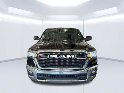Used 2025 RAM 1500 Big Horn AWD/4WD image 4