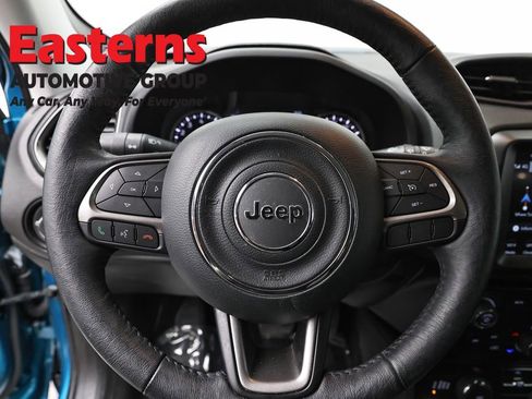 Used 2022 Jeep Renegade Latitude w/ Convenience Group AWD/4WD image 10