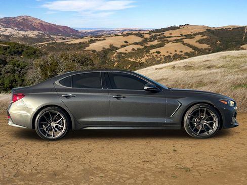 Used 2019 Genesis G70 2.0T Advanced w/ Sport Package image 3