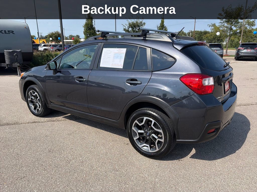 Used 2017 Subaru Crosstrek 2.0i Premium AWD/4WD image 3