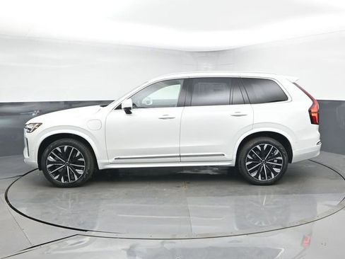 New 2026 Volvo XC90 T8 Plus w/ Protection Package Premier AWD/4WD image 6