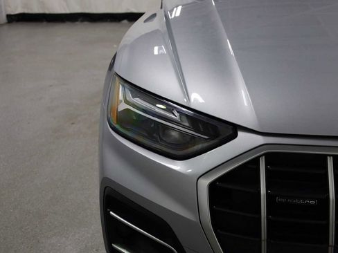 Used 2023 Audi Q5 2.0T Premium w/ Convenience Package image 15