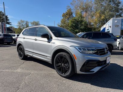 Used 2022 Volkswagen Tiguan SE R-Line